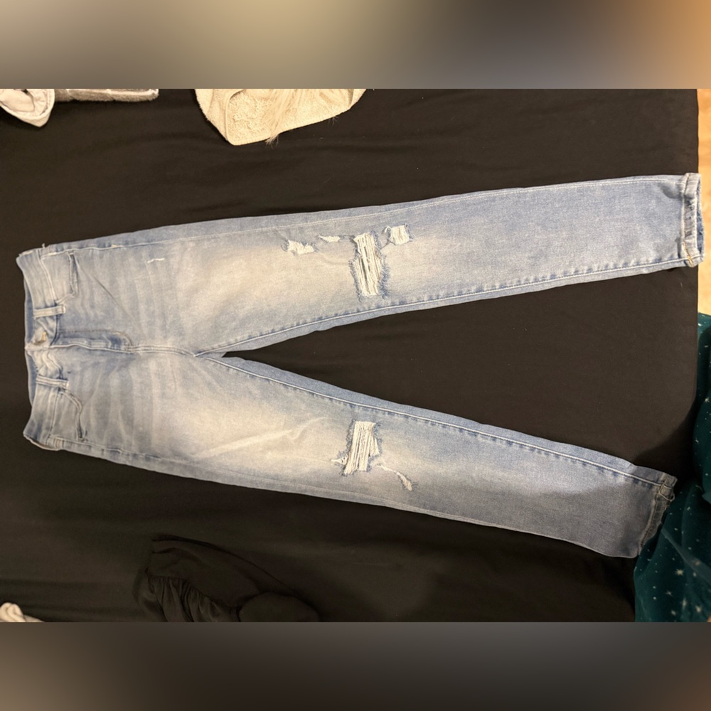 AMERICAN EAGLE JEANS Women's Distressed Light Blue Jeans SIZE 4 REGULAR
